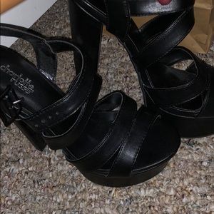 Black wedges